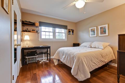 1435 Phoenix Dr, Des Plaines, IL 60018 photo 20
