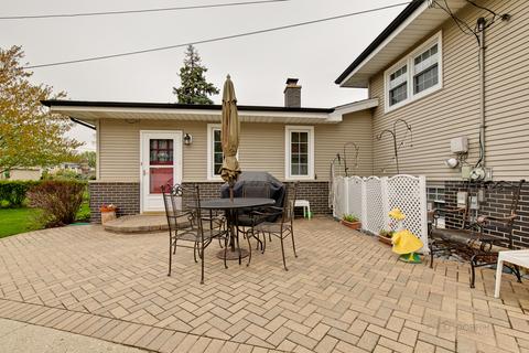 1435 Phoenix Dr, Des Plaines, IL 60018 photo 28