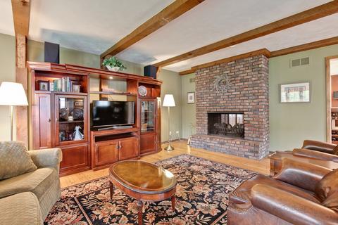 1435 Phoenix Dr, Des Plaines, IL 60018 photo 14