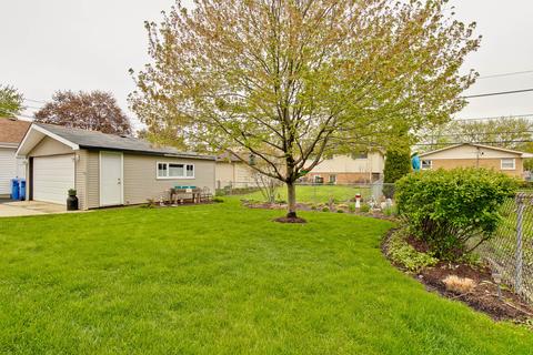 1435 Phoenix Dr, Des Plaines, IL 60018 photo 32