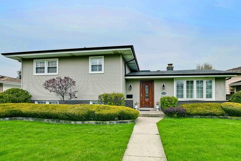 1435 Phoenix Dr, Des Plaines, IL 60018 photo 1