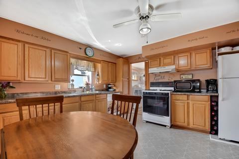 8355 S 78th Ave, Bridgeview, IL 60455 photo 10