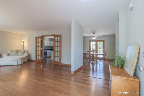 15210 S Sunshine Cir, Plainfield, IL 60544 photo 2