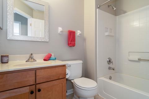 1226 Tamarack Dr, Bartlett, IL 60103 photo 13