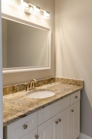 1518 E 72nd Pl, Chicago, IL 60619 photo 8