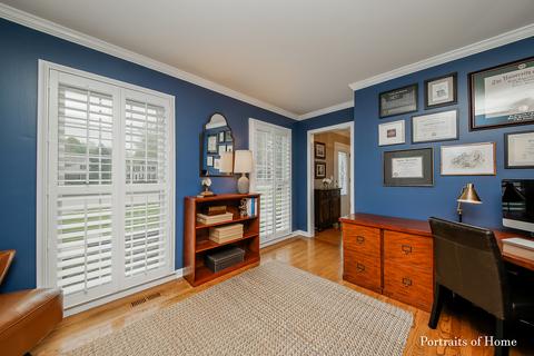 564 Hevern Dr, Wheaton, IL 60189 photo 13