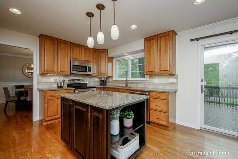 564 Hevern Dr, Wheaton, IL 60189 photo 7