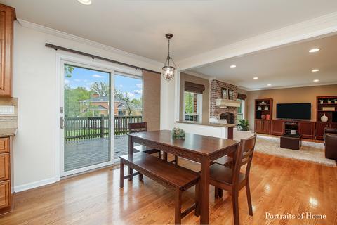 564 Hevern Dr, Wheaton, IL 60189 photo 9