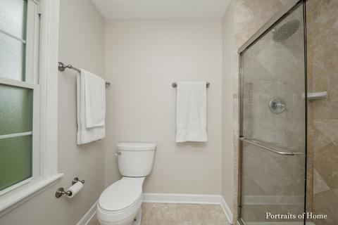 564 Hevern Dr, Wheaton, IL 60189 photo 16