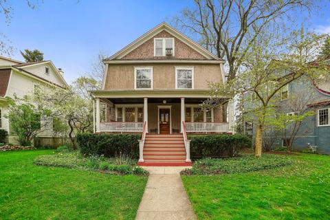 2707 Walnut Ave, Evanston, IL 60201 photo 1