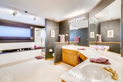 945 Harmon Blvd, Hoffman Estates, IL 60169 photo 22