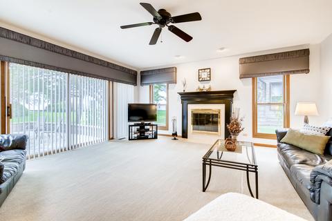 945 Harmon Blvd, Hoffman Estates, IL 60169 photo 16
