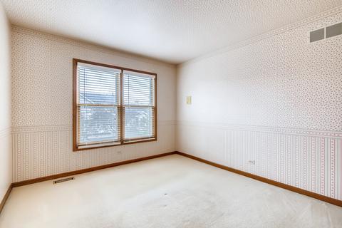 945 Harmon Blvd, Hoffman Estates, IL 60169 photo 28