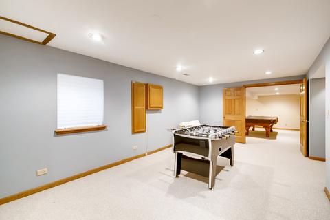 945 Harmon Blvd, Hoffman Estates, IL 60169 photo 31