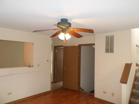 4100 Rivertowne Dr, Plainfield, IL 60586 photo 6
