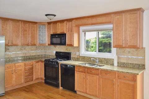 401 Poplar Dr, Wheeling, IL 60090 photo 3