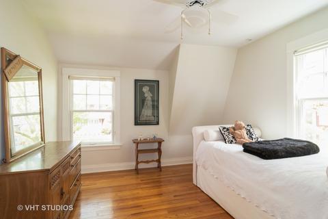 841 Mapleton Ave, Oak Park, IL 60302 photo 11