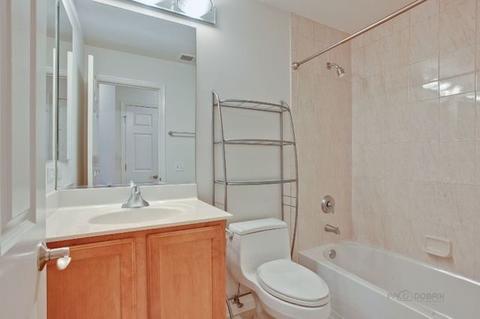 215 Riverfront Dr, Mount Prospect, IL 60056 photo 29
