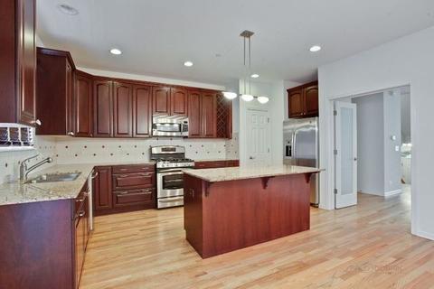 215 Riverfront Dr, Mount Prospect, IL 60056 photo 12