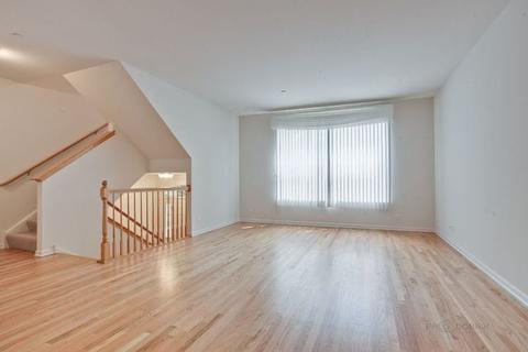 215 Riverfront Dr, Mount Prospect, IL 60056 photo 9