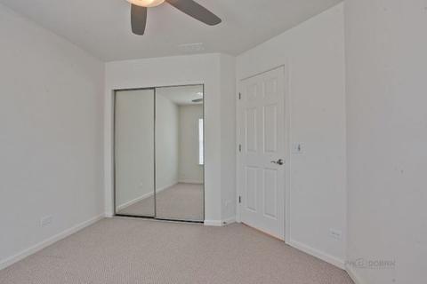 215 Riverfront Dr, Mount Prospect, IL 60056 photo 28