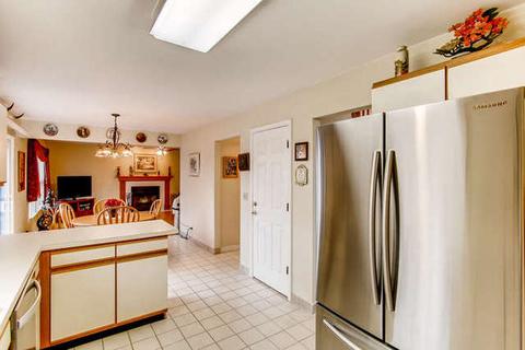 205 Buckingham Dr, Bartlett, IL 60103 photo 14