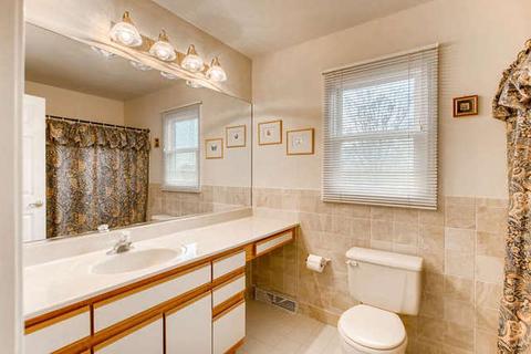 205 Buckingham Dr, Bartlett, IL 60103 photo 25