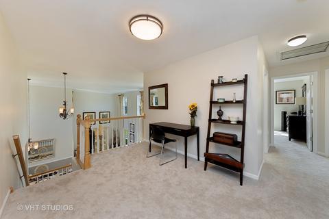 1805 Nicholson Dr, Hoffman Estates, IL 60192 photo 11