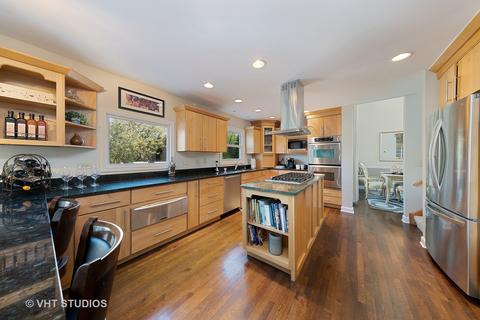 1805 Nicholson Dr, Hoffman Estates, IL 60192 photo 5
