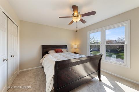 1805 Nicholson Dr, Hoffman Estates, IL 60192 photo 17