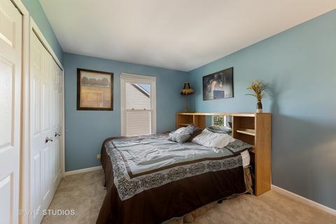 1805 Nicholson Dr, Hoffman Estates, IL 60192 photo 15