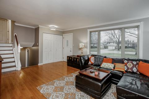 1154 Windsor Dr, Wheaton, IL 60189 photo 2