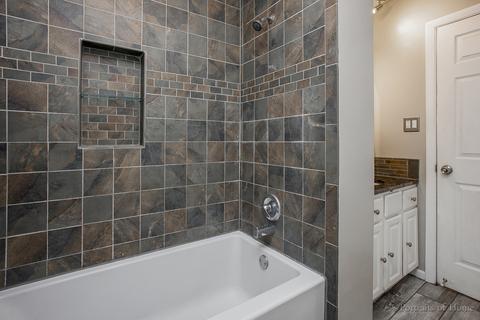 1154 Windsor Dr, Wheaton, IL 60189 photo 11