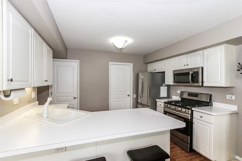357 Locksley Dr, Streamwood, IL 60107 photo 8