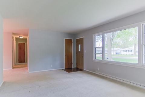 1909 Croxton Ave, Bloomington, IL 61701 photo 5