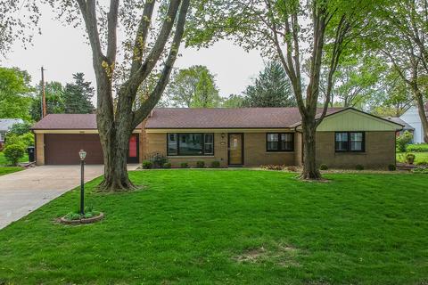 1909 Croxton Ave, Bloomington, IL 61701 photo 1