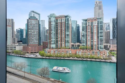 450 E Waterside Dr #810, Chicago, IL 60601 photo 13