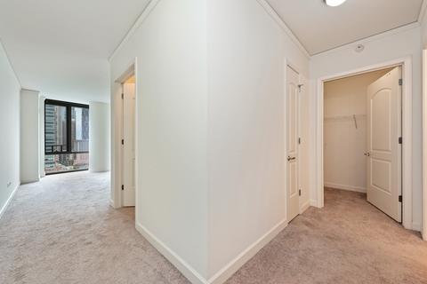 450 E Waterside Dr #810, Chicago, IL 60601 photo 9