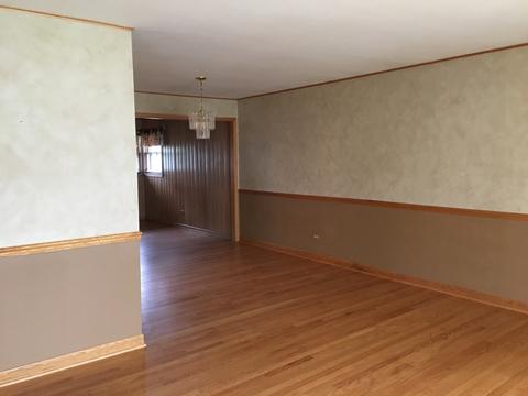 625 Meadow Ln, Beecher, IL 60401 photo 2