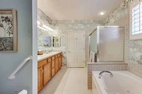 5952 Eton Dr, Hoffman Estates, IL 60192 photo 19