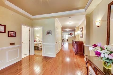 5952 Eton Dr, Hoffman Estates, IL 60192 photo 4