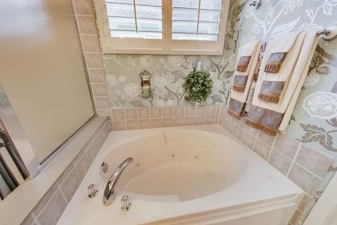 5952 Eton Dr, Hoffman Estates, IL 60192 photo 20
