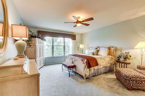 5952 Eton Dr, Hoffman Estates, IL 60192 photo 18