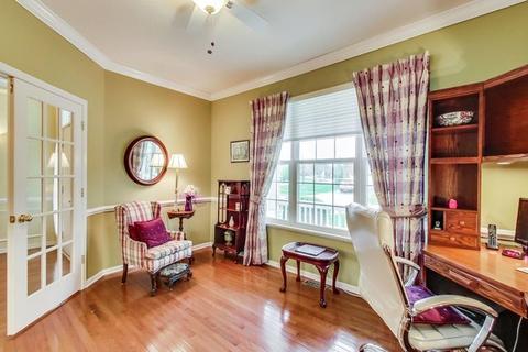 5952 Eton Dr, Hoffman Estates, IL 60192 photo 8