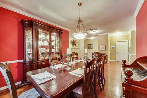 5952 Eton Dr, Hoffman Estates, IL 60192 photo 12