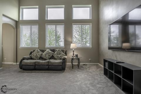 15057 Meadow Ln, Plainfield, IL 60544 photo 8