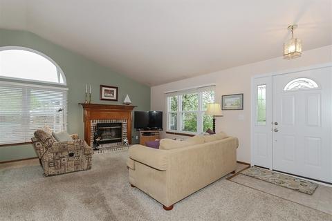 1406 Polo Dr, Bartlett, IL 60103 photo 3