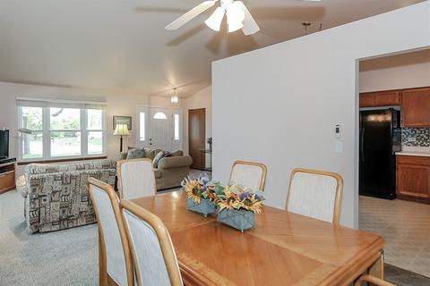 1406 Polo Dr, Bartlett, IL 60103 photo 6