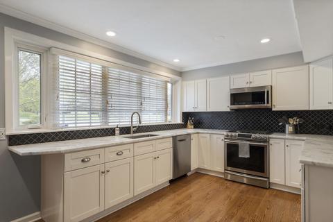124 Elm St, Wheaton, IL 60189 photo 12