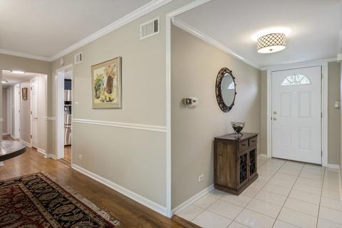 124 Elm St, Wheaton, IL 60189 photo 6